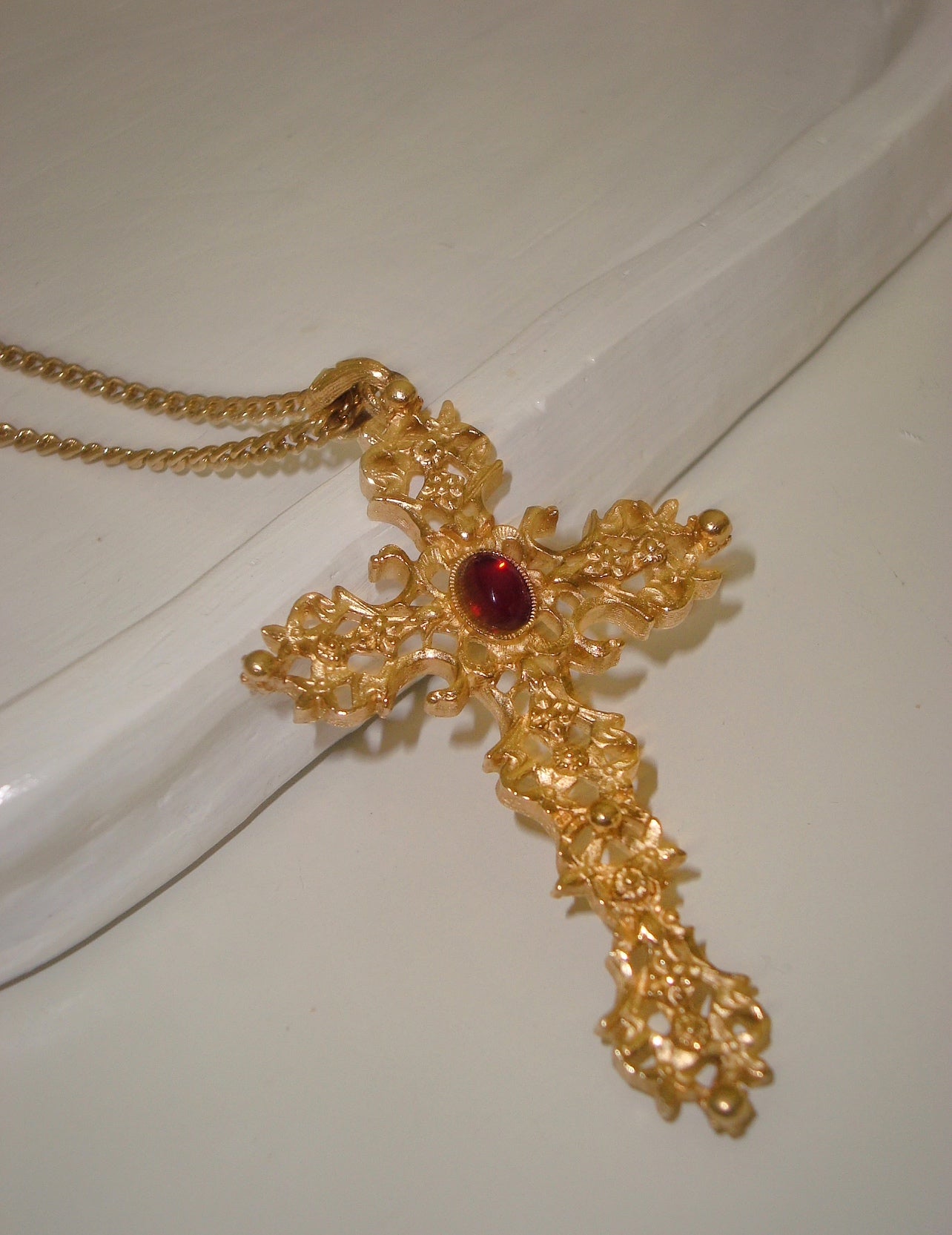 Gotic Cross Necklace